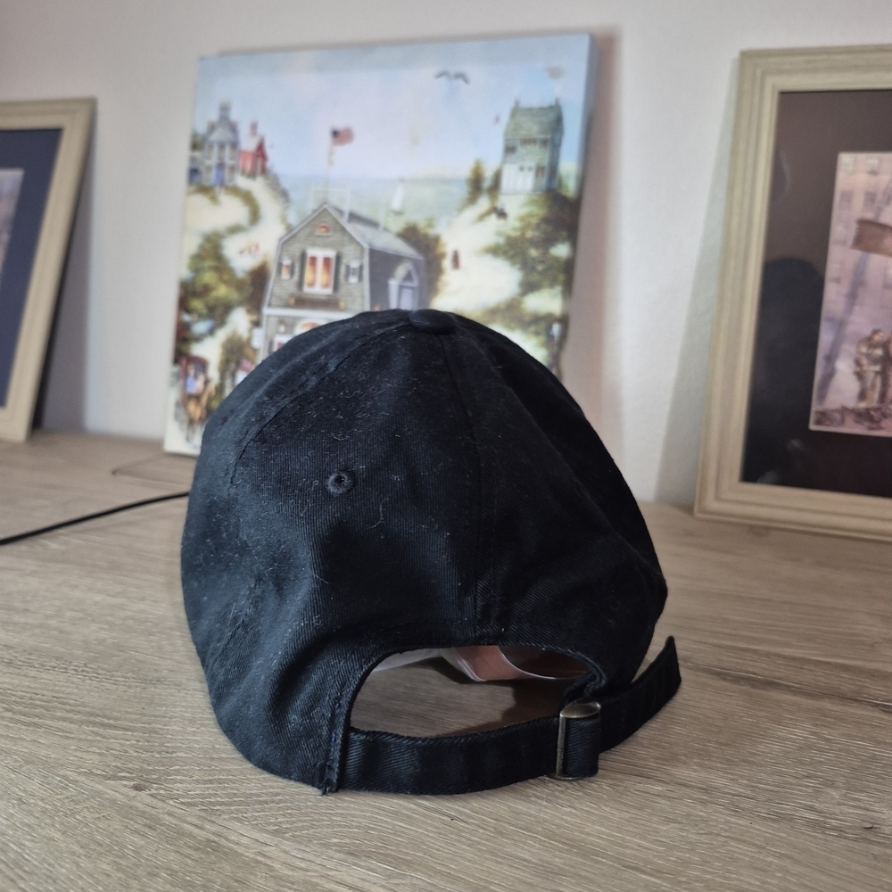 Black Tupac Men's Hat - Picture 2 of 3